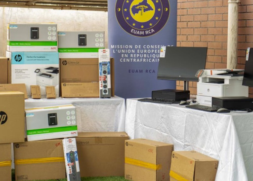 Remis 261 équipements informatiques