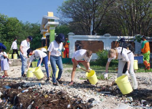#EUBeachCleanup at Damar Island