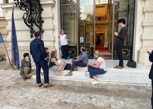 Informal discussions after the meeting at the Cotroceni National Museum, Bucharest