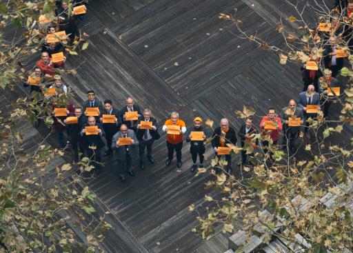 Men at EEAS form O for Zero Tolerance for violence agaisnt women at EEAS courtyard as part of the #16days of activism