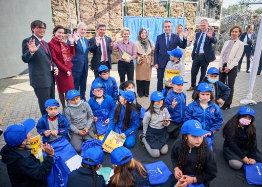 Visita Niños Comberplast