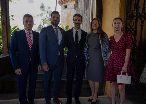 Embajadora de Francia, Alexandra Bellayer-Roille, y embajador de Alemania, Daniel Kriener
