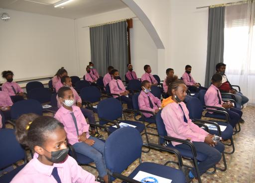 Students from Asmara enjoy daily cinema sessions.