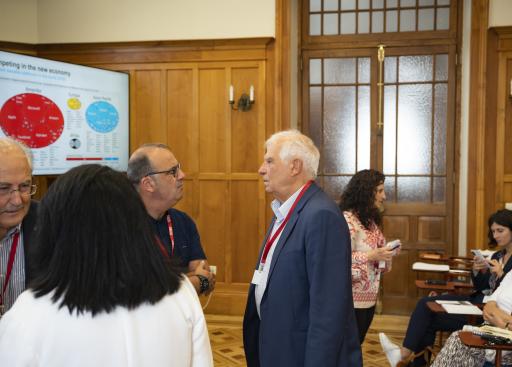 Speakers: Giorgio Anselmi (European Federalist Movement), Guy Verhofstadt (Co-Chair of the Conference of the Future of Europe), Josep Borrell. Moderator: Anna Terrón (Directora, FIIAP)