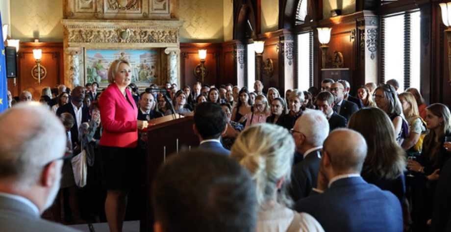 EU Amb at Library of Congress event