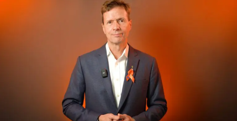 EUAM Ukraine - Orange The World