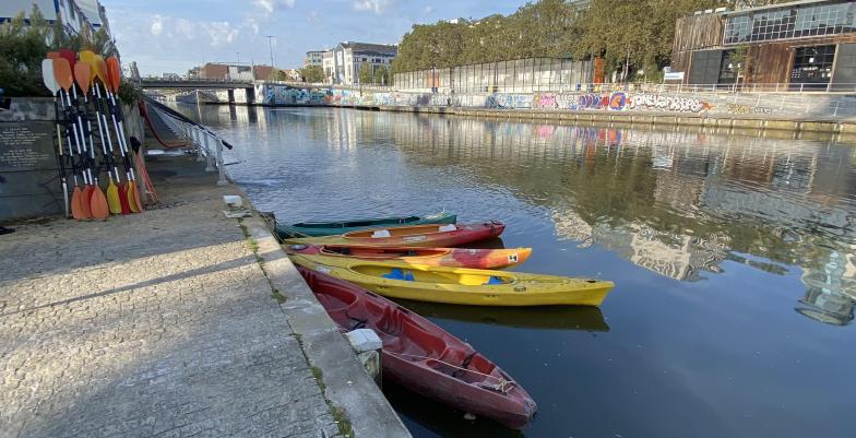 Kayaks for Brussels Canal Clean-up 
