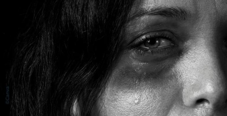 Black and White picture of a woman victim of violence