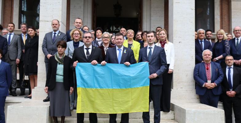 EU with Ukraine