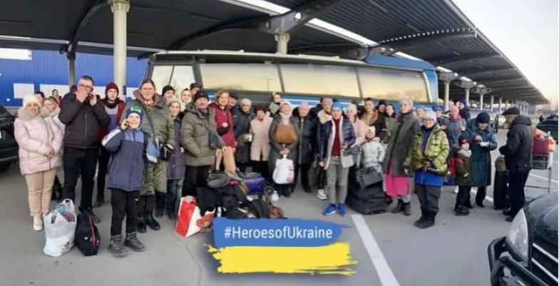 HeroesOfUkraine - Picture of Mariupol women’s football club