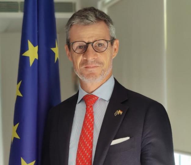 Portrait Ambassador Hervè
