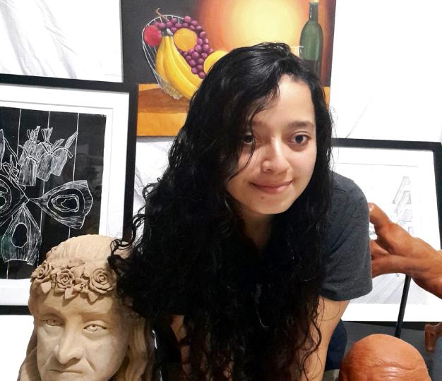 Artista plástica guatemalteca, Betsy Secaida