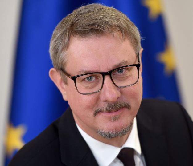 Portrait photo of Ambassador of the EU Delegation to Georgia, Carl Hartzell