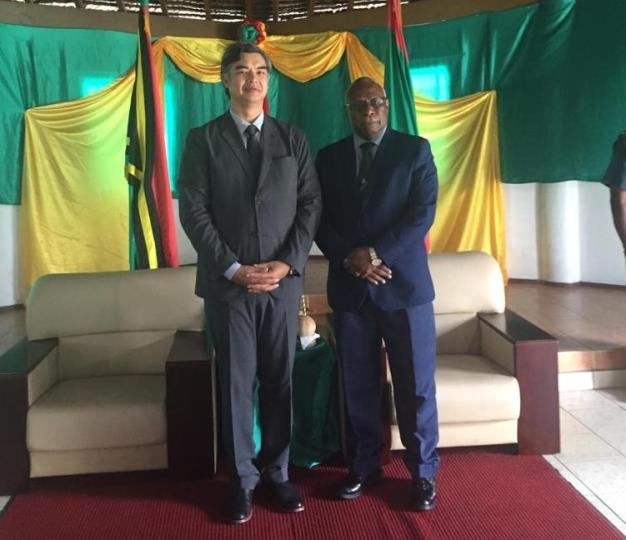 The EU Ambassador to Vanuatu HE Sujiro Seam with the President of the Republic of Vanautu HE Tallis Obed Moses.